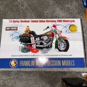 Franklin Mint Harley-Davidson Limited Edition 2003 Christmas Motorcycle Model